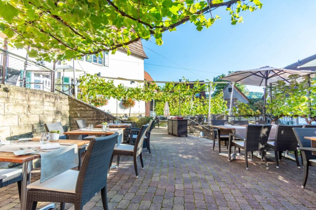 Sommerterrasse Naturreben